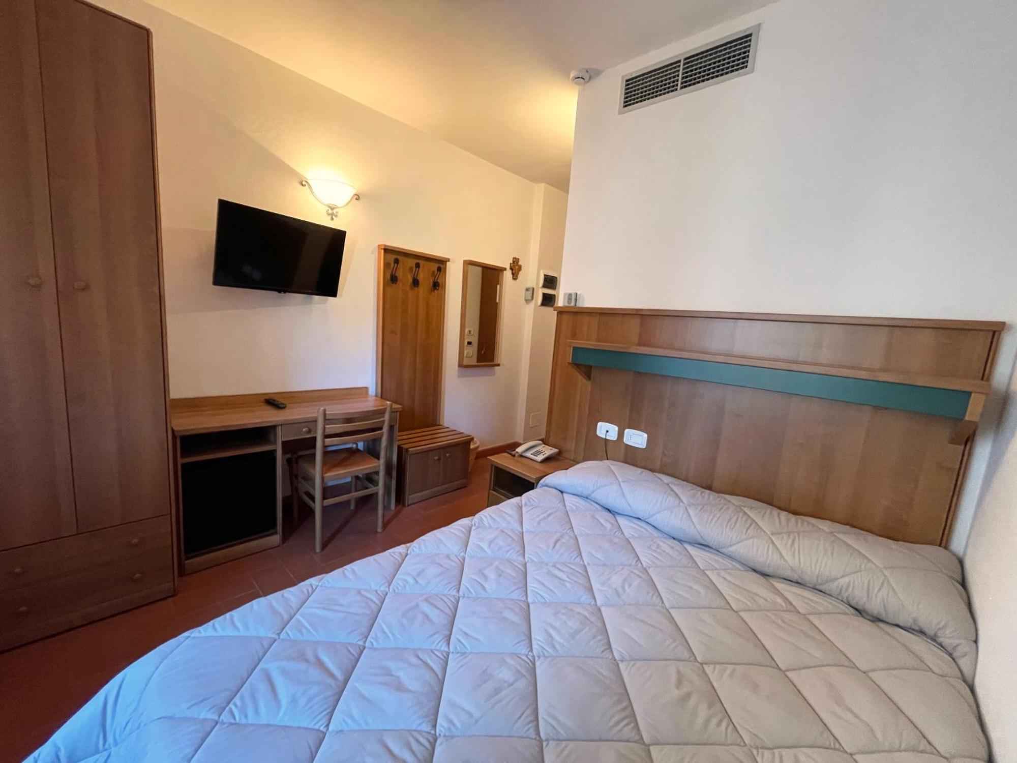 Hotel Rifugio La Foresta فالومبروسا المظهر الخارجي الصورة